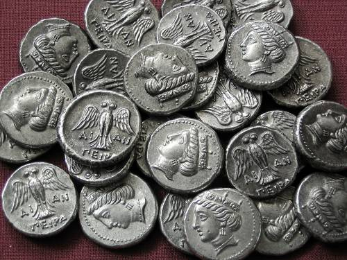 Help-With-A-Friends-Coins.-I-Have-No-Idea!